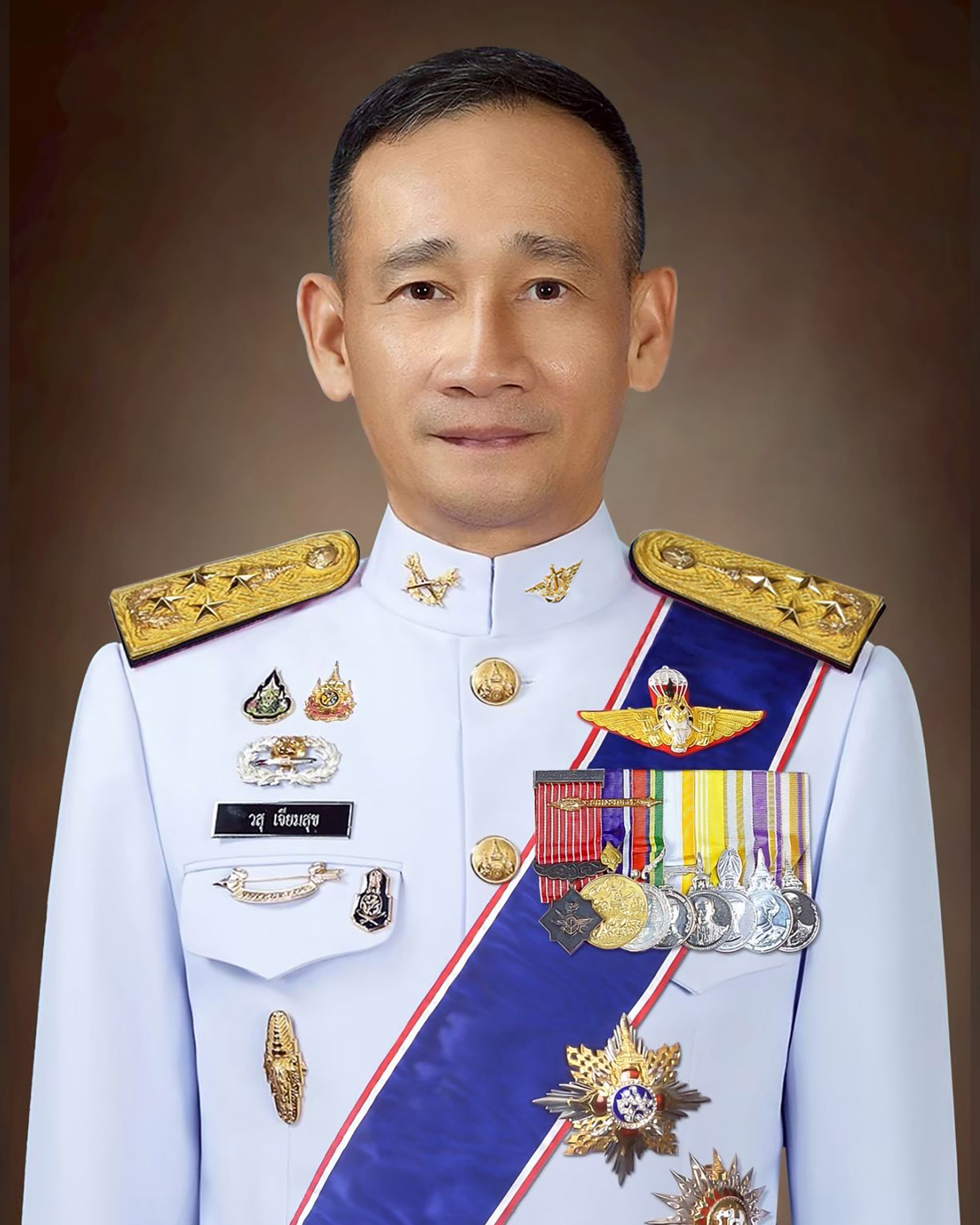 พลเอก วสุ เจียมสุข