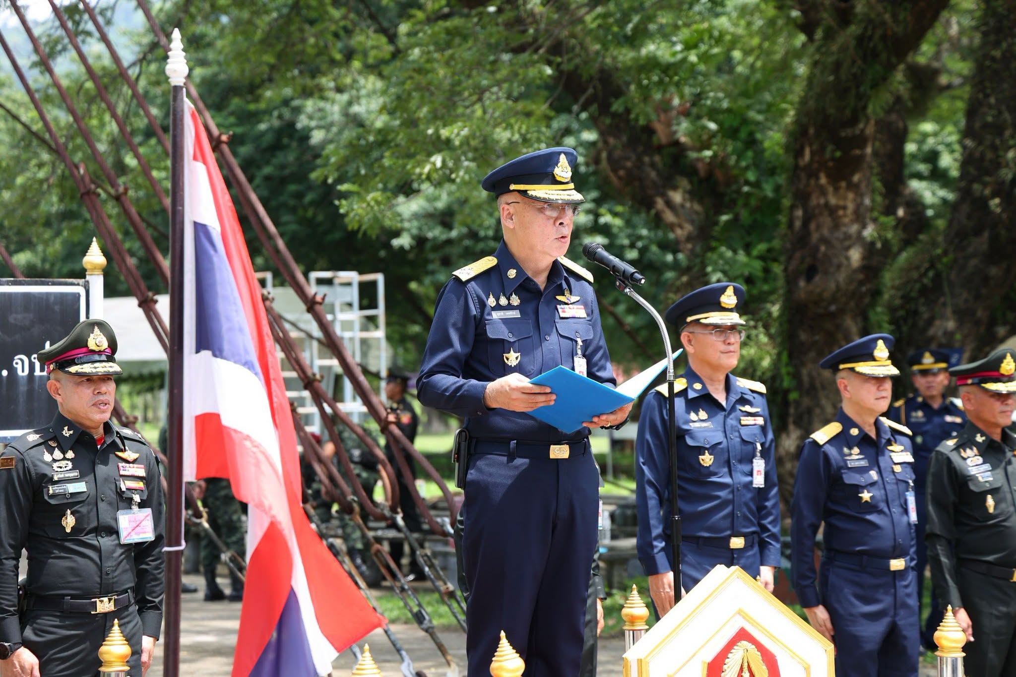 ผู้แทนปลัดกระทรวงกลาโหมตรวจเยี่ยมการฝึกข้าราชการบรรจุใหม่ รุ่นที่ ๑๓