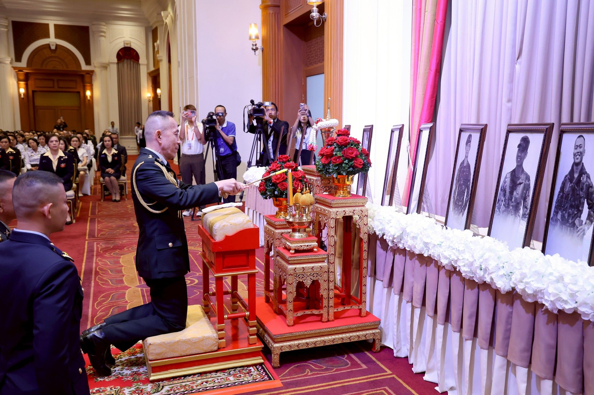 พิธีสดุดีวีรกรรมวีรชนทหารกล้า ผู้พลีชีพเพื่อชาติ ปกป้องแผ่นดินไทยไว้ด้วยชีวิตและเกียรติยศ