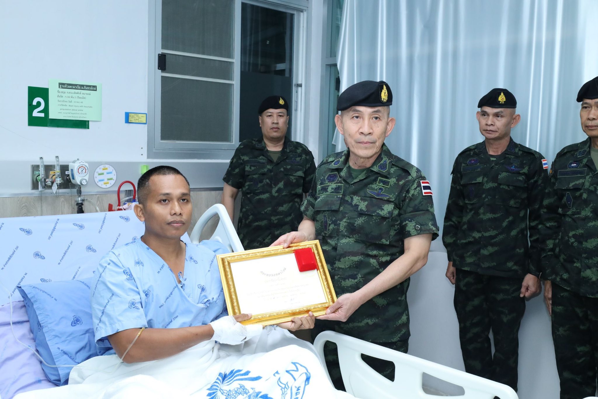 ปลัดกระทรวงกลาโหมลงพื้นที่สุรินทร์–ศรีสะเกษ–อุบลฯ ส่งต่อความห่วงใยและสร้างขวัญกำลังใจ แก่กำลังพลที่ปฏิบัติหน้าที่
