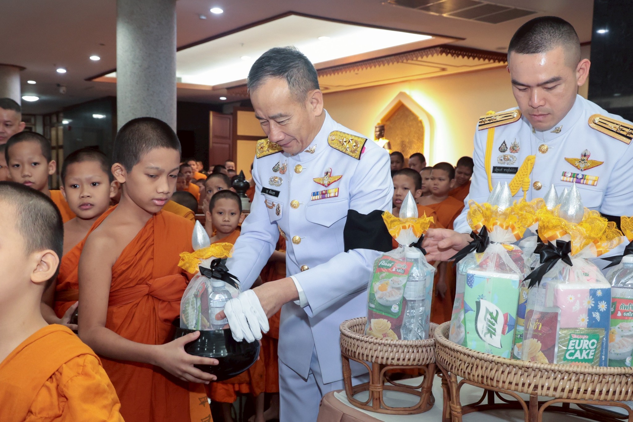 พลเอก ธราพงษ์ มะละคำ ปลัดกระทรวงกลาโหม เป็นประธานในพิธีถวายราชสักการะและกิจกรรมเฉลิมพระเกียรติ