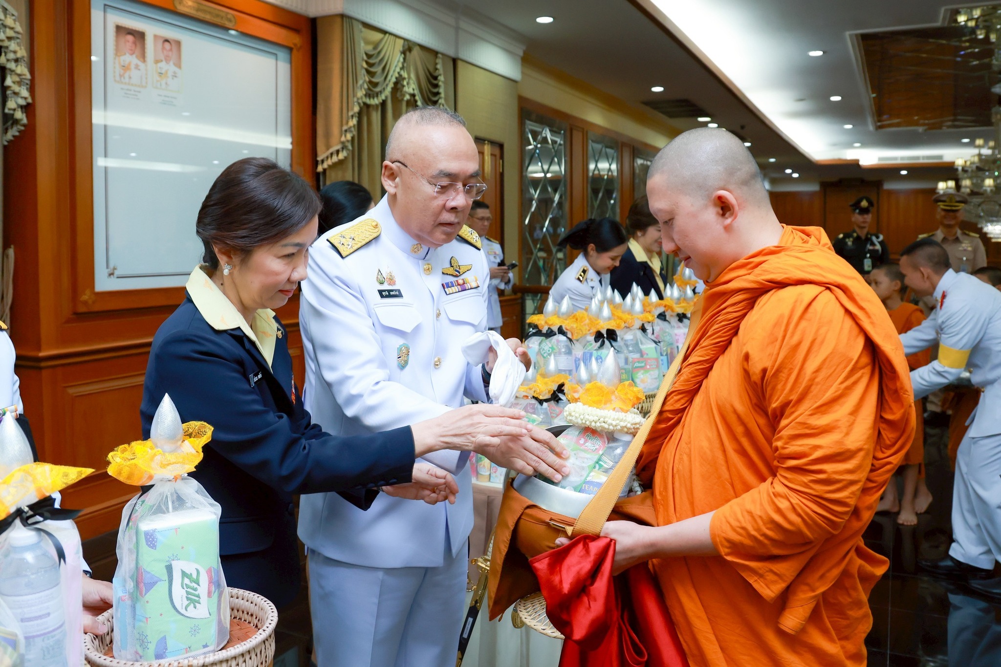 พลเอก ธราพงษ์ มะละคำ ปลัดกระทรวงกลาโหม เป็นประธานในพิธีถวายราชสักการะและกิจกรรมเฉลิมพระเกียรติ
