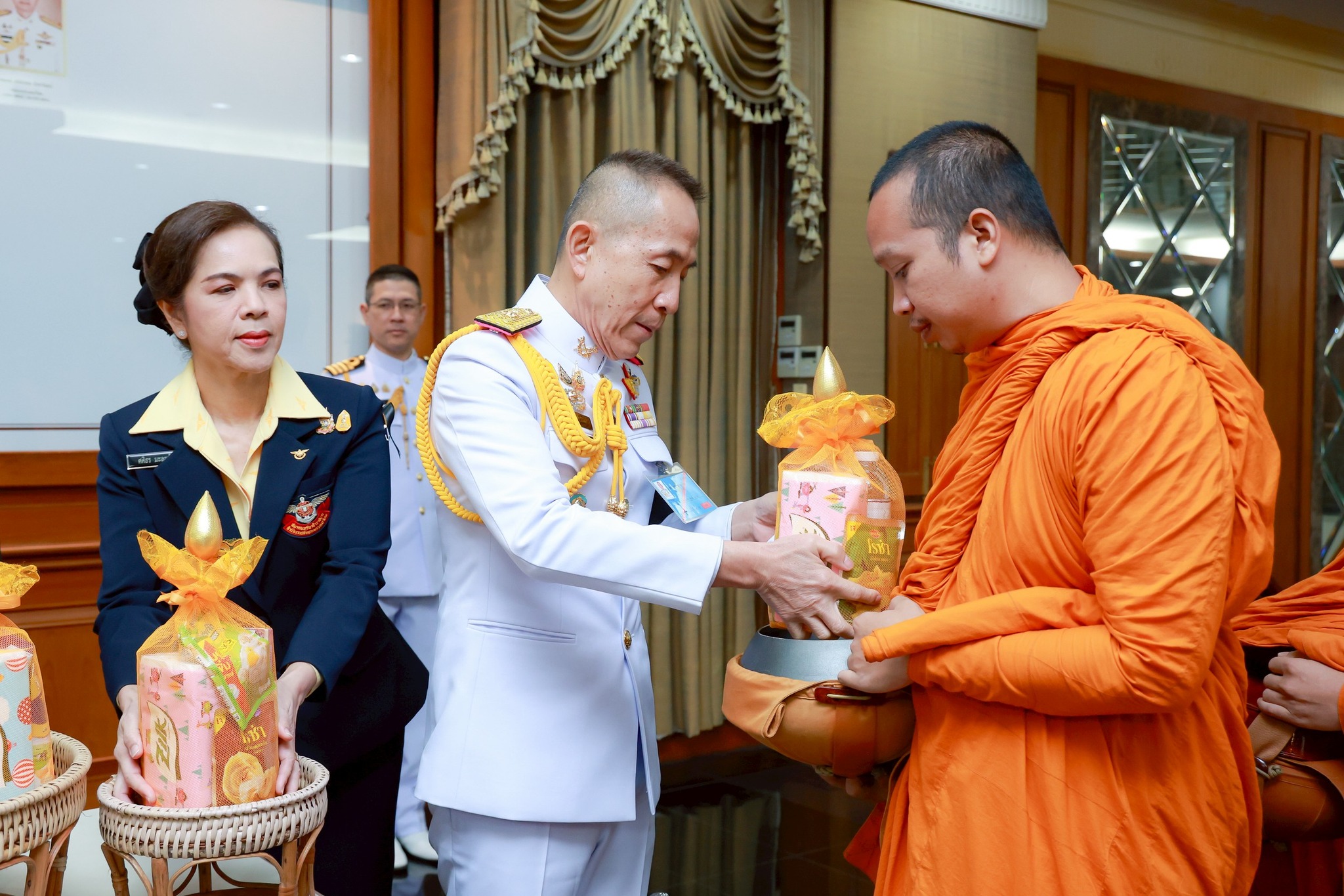 กิจกรรมเนื่องในวันคล้ายวันพระบรมราชสมภพพระบาทสมเด็จพระบรมชนกาธิเบศรมหาภูมิพลอดุลยเดชมหาราช บรมนาถบพิตร