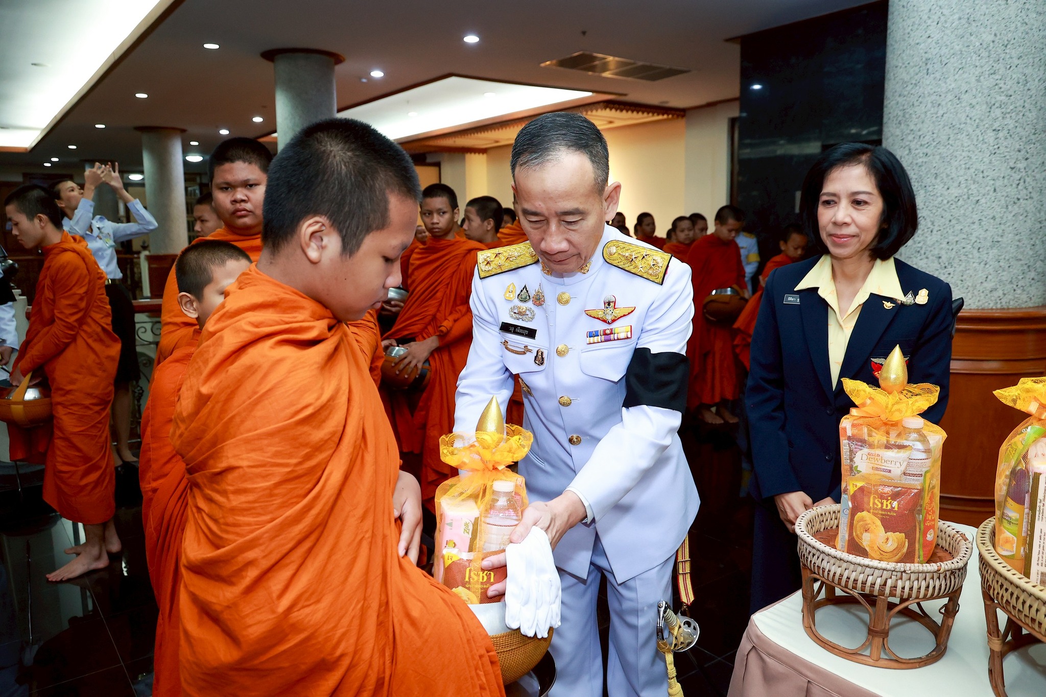 กิจกรรมเนื่องในวันคล้ายวันพระบรมราชสมภพพระบาทสมเด็จพระบรมชนกาธิเบศรมหาภูมิพลอดุลยเดชมหาราช บรมนาถบพิตร