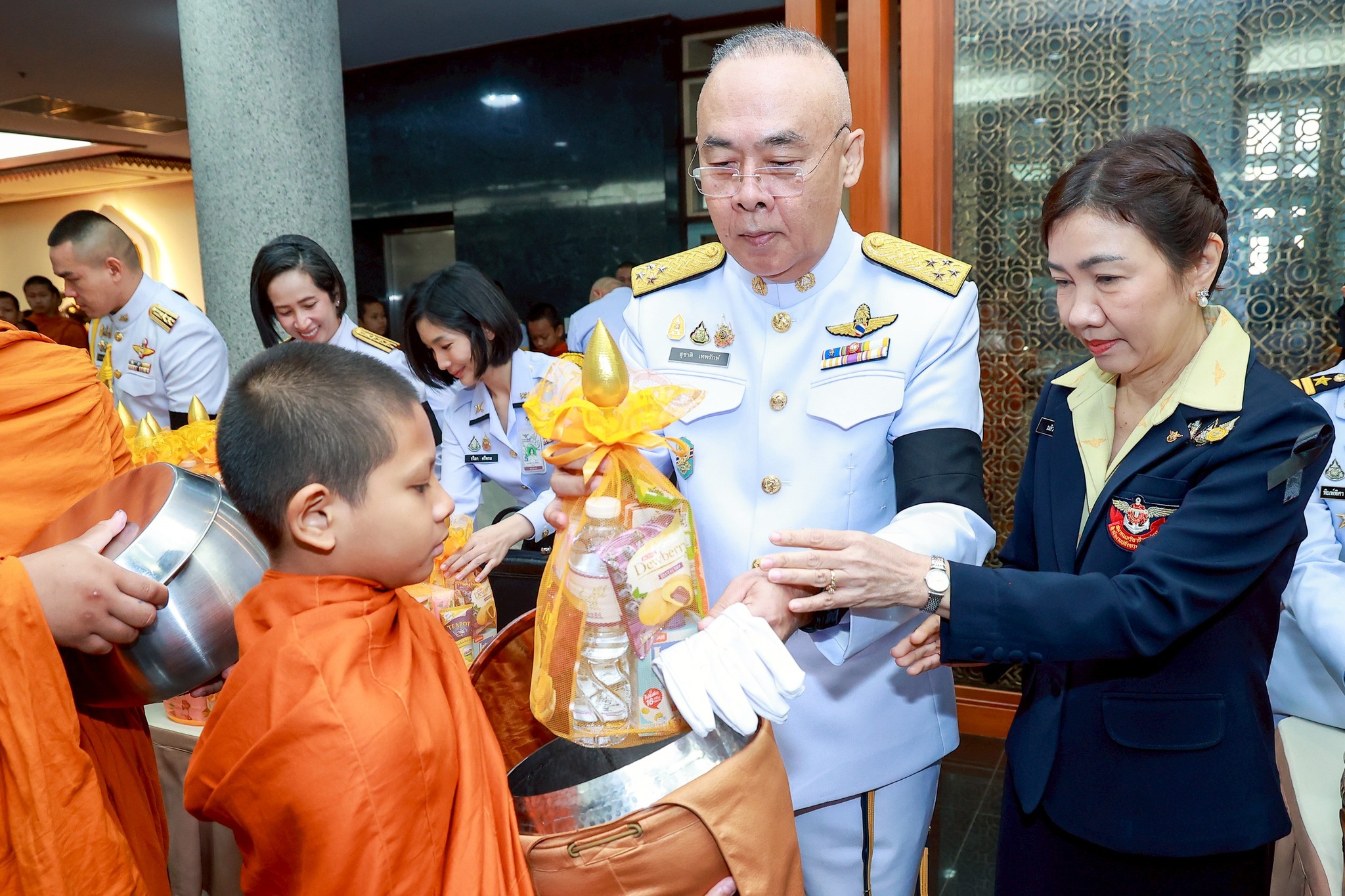 กิจกรรมเนื่องในวันคล้ายวันพระบรมราชสมภพพระบาทสมเด็จพระบรมชนกาธิเบศรมหาภูมิพลอดุลยเดชมหาราช บรมนาถบพิตร