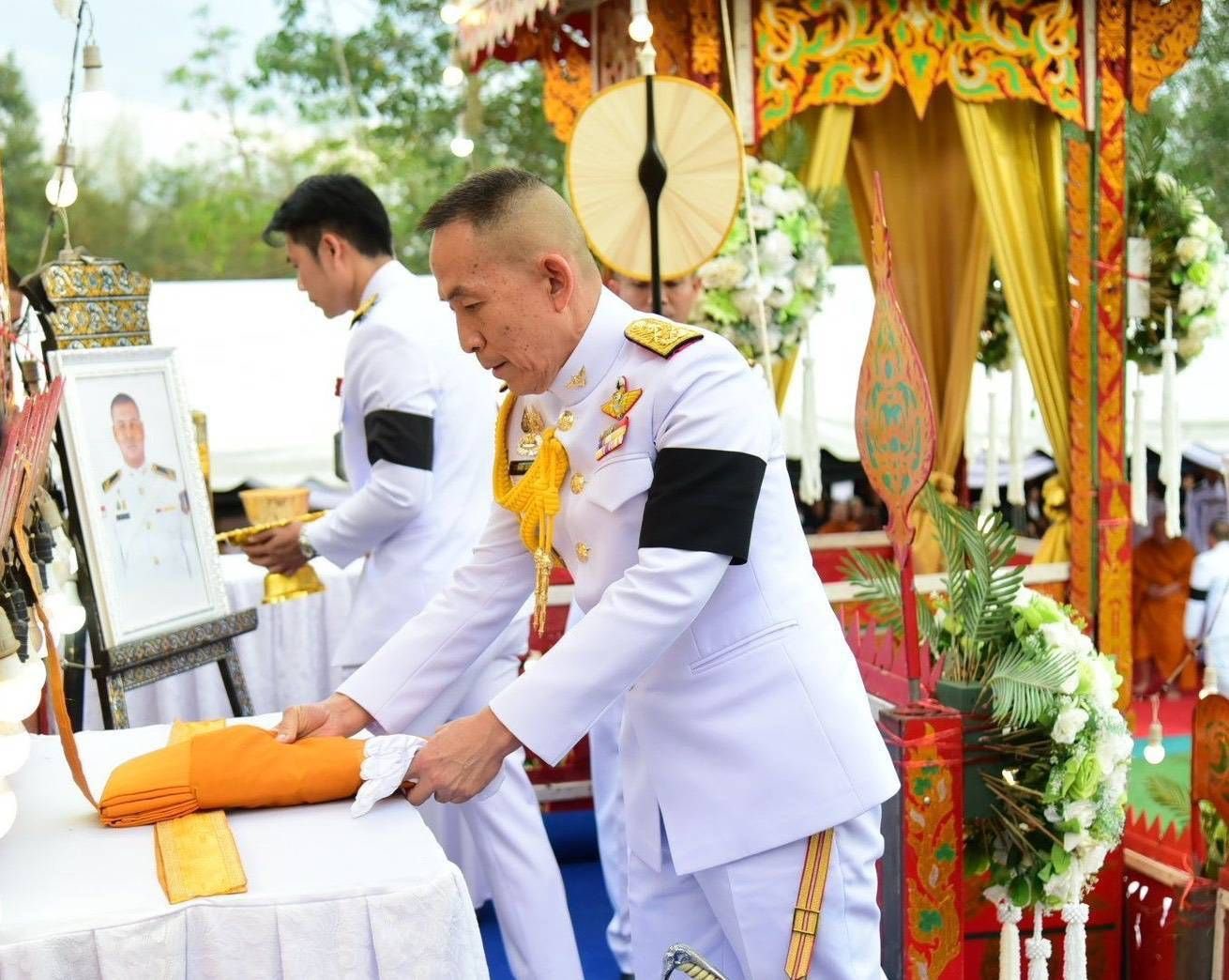 ปลัดกระทรวงกลาโหมร่วมพิธีพระราชทานเพลิงศพทหารหาญอย่างสมเกียรติสูงสุด สดุดีวีรชนผู้กล้า ผู้ยอมสละชีพเพื่อผืนแผ่นดินไทย