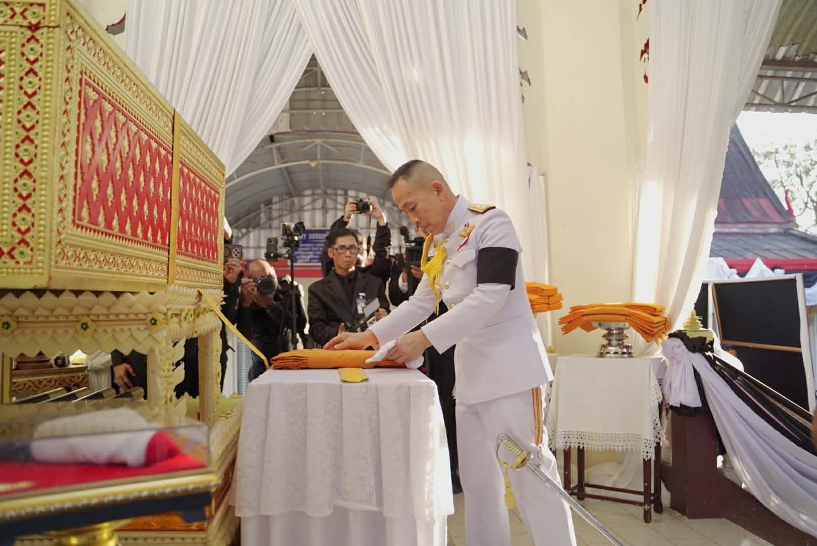 ปลัดกระทรวงกลาโหมร่วมพิธีพระราชทานเพลิงศพ “จ่าสิบเอก พงศกร นาคทองดี” สดุดีวีรกรรมทหารกล้าผู้สละชีพเพื่อชาติ