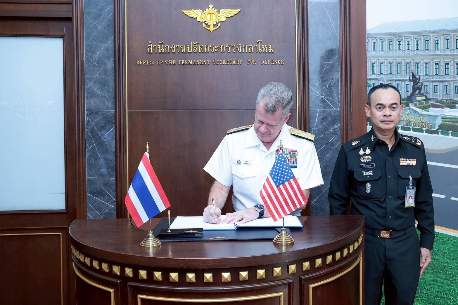 ผู้บัญชาการกองกำลังสหรัฐอเมริกา ภาคพื้นอินโด–แปซิฟิก เข้าเยี่ยมคำนับปลัดกระทรวงกลาโหม