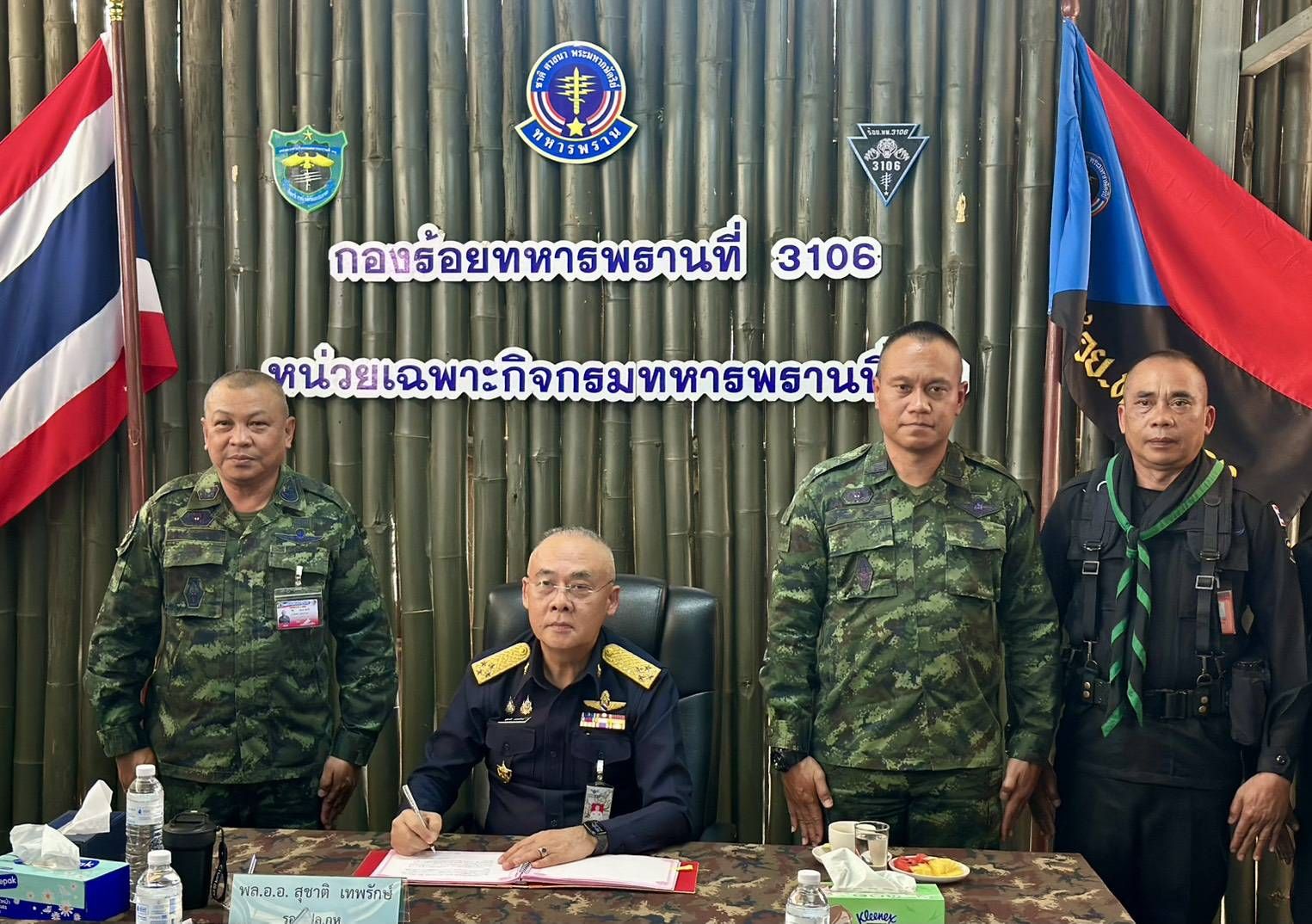 รองปลัดกระทรวงกลาโหม ตรวจเยี่ยมตามแผนงานป้องกันและแก้ไขปัญหายาเสพติดของ สป. ประจำปี ๖๙
