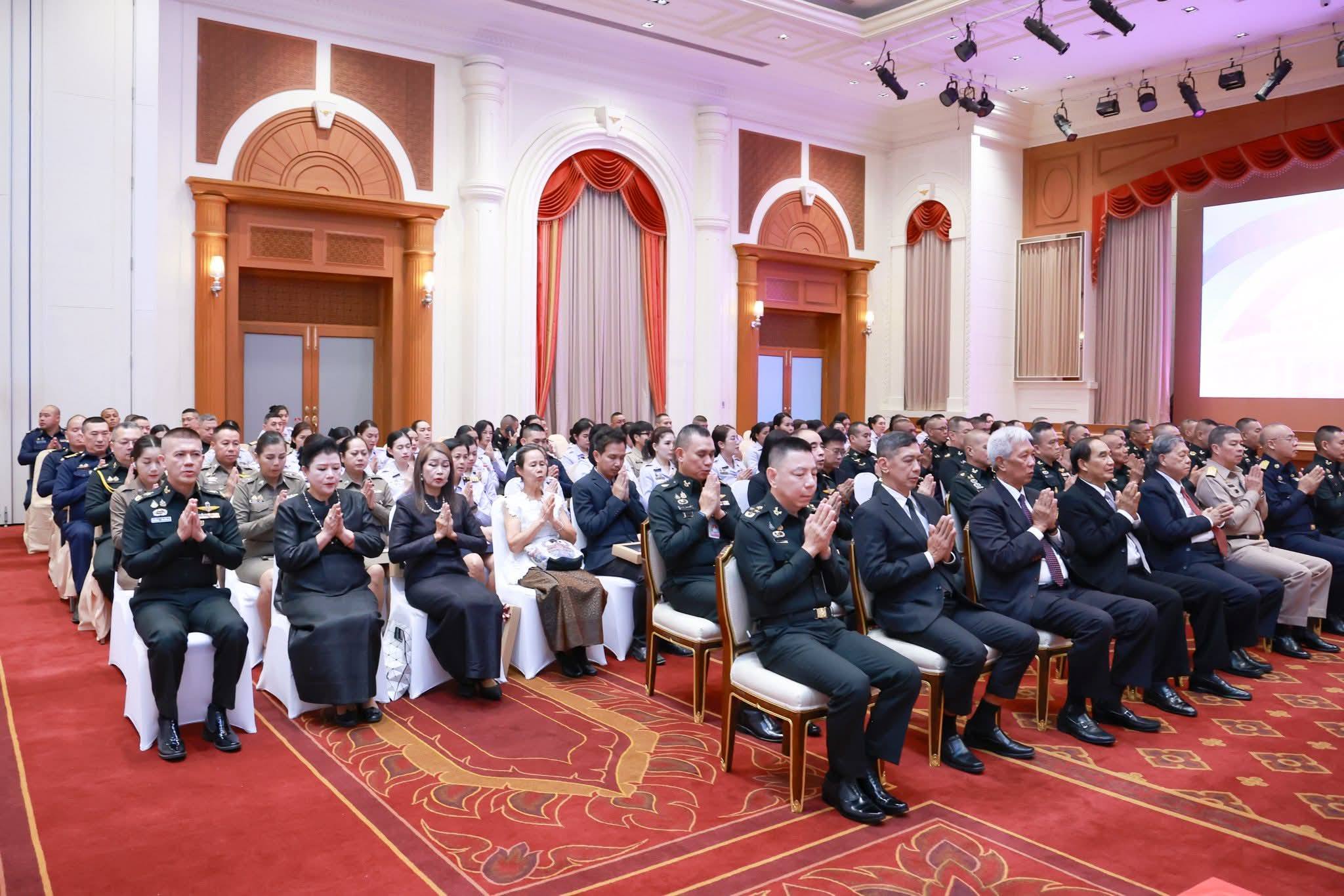 ปลัดกระทรวงกลาโหม เป็นประธานในพิธีเนื่องในโอกาสวันสถาปนาสำนักงานเลขานุการสำนักงานปลัดกระทรวงกลาโหม ครบรอบ ๓๗ ปี