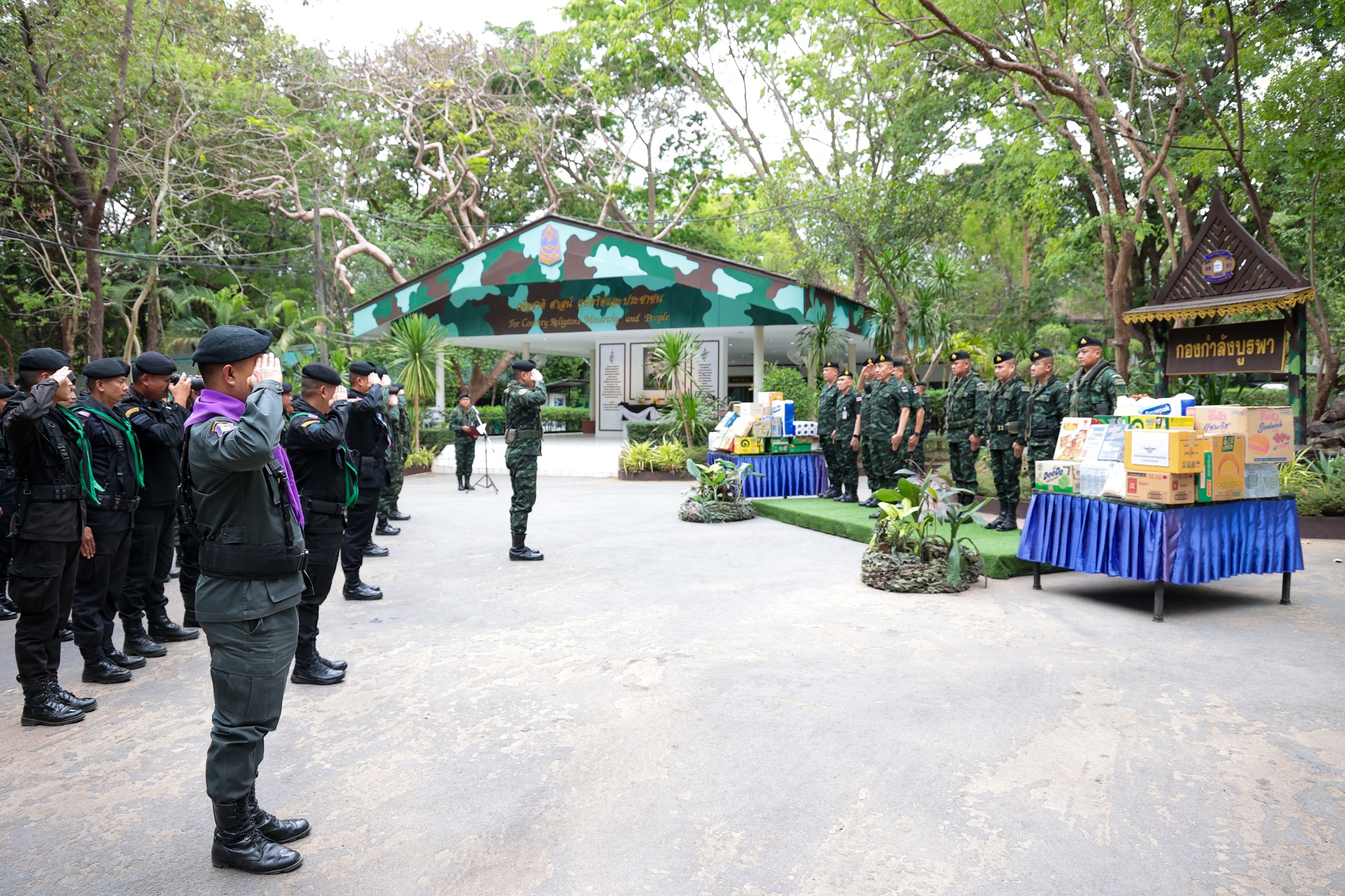 ปลัดกระทรวงกลาโหมลงพื้นที่ติดตามสถานการณ์ชายแดนไทย – กัมพูชา เน้นย้ำปฏิบัติการทุกมิติเพื่อรักษาอธิปไตยและความมั่นคงของชาติ