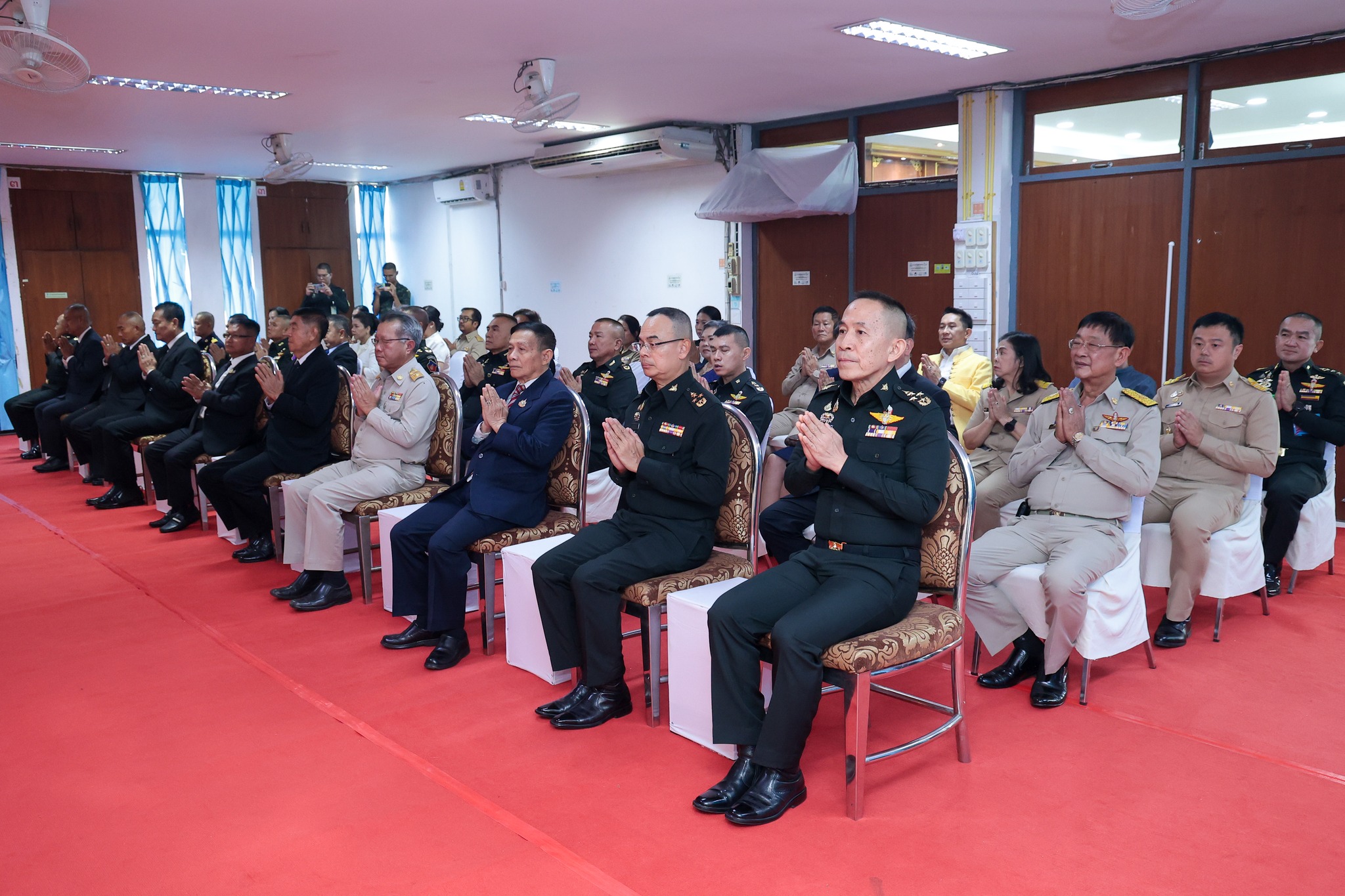 ปลัดกระทรวงกลาโหมร่วมงานครบรอบ ๔๓ ปี ร.๑๒ รอ. ยกย่องภารกิจนักรบชายแดนพิทักษ์อธิปไตยไทย