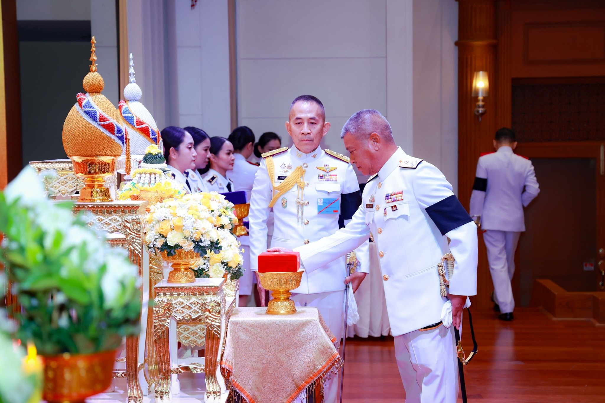 พิธีรับพระราชทานเครื่องราชอิสริยาภรณ์ต่อหน้าพระบรม ฉายาลักษณ์ พระบาทสมเด็จพระเจ้าอยู่หัว ประจำปี ๒๕๖๘