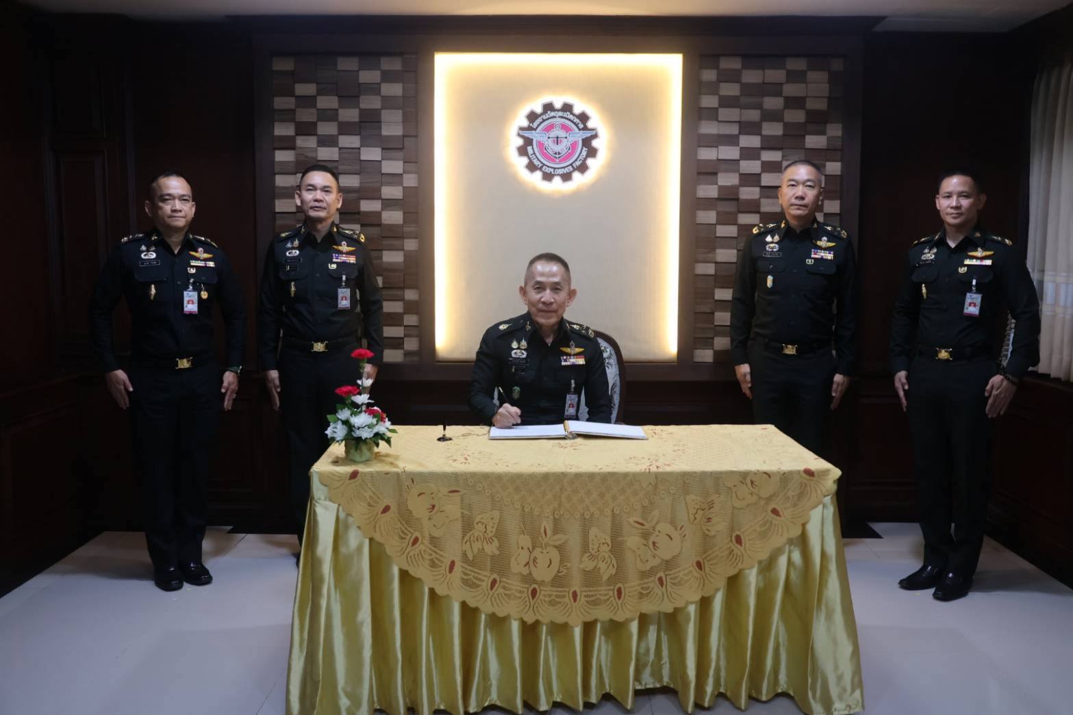 ปลัดกระทรวงกลาโหมตรวจเยี่ยมโรงงานวัตถุระเบิดทหาร ติดตามงานวิจัย–พัฒนาการผลิต