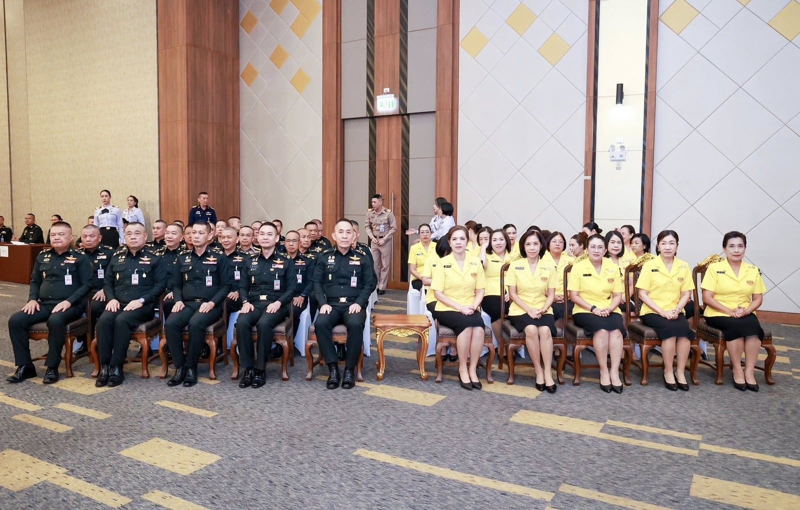 จากความห่วงใยสู่การช่วยเหลืออย่างเป็นรูปธรรม ปลัดกระทรวงกลาโหมเดินหน้าต่อเนื่องดูแลสวัสดิการกำลังพลทุกกลุ่ม
