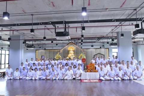 กิจกรรมปฏิบัติธรรมถวายพระราชกุศล เนื่องในโอกาสวันเฉลิมพระชนมพรรษา ๗๔ พรรษา พระบาทสมเด็จพระเจ้าอยู่หัว